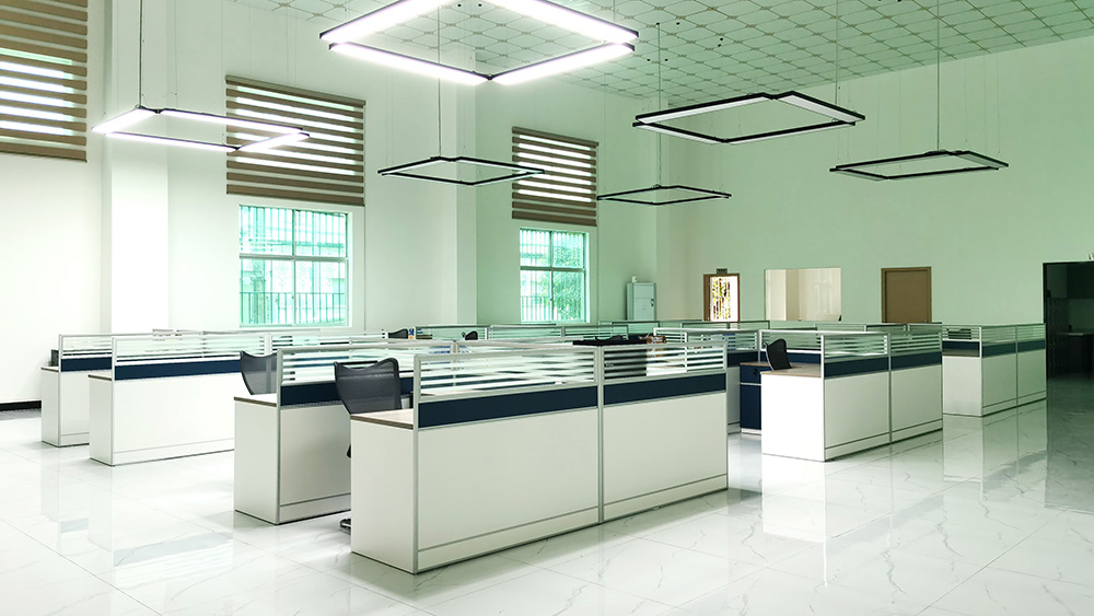 2023年5月26日獲發(fā)《化妝品生產(chǎn)許可證》 (5).jpg