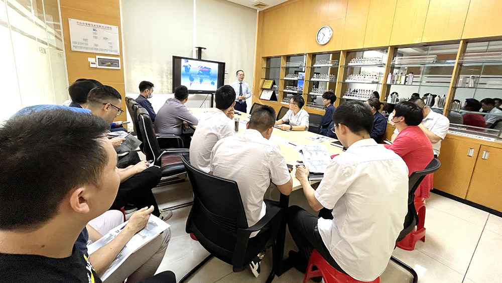 中山霧霸順利通過(guò)ISO22716 & GMPC雙認(rèn)證 (13).jpg